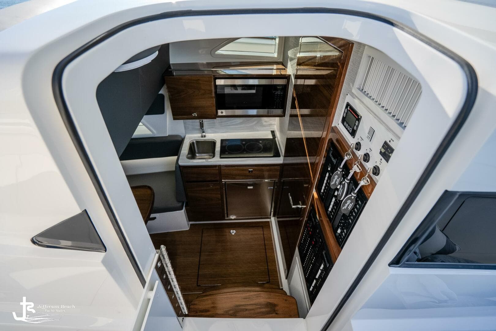 2025 Valhalla Boatworks V-46