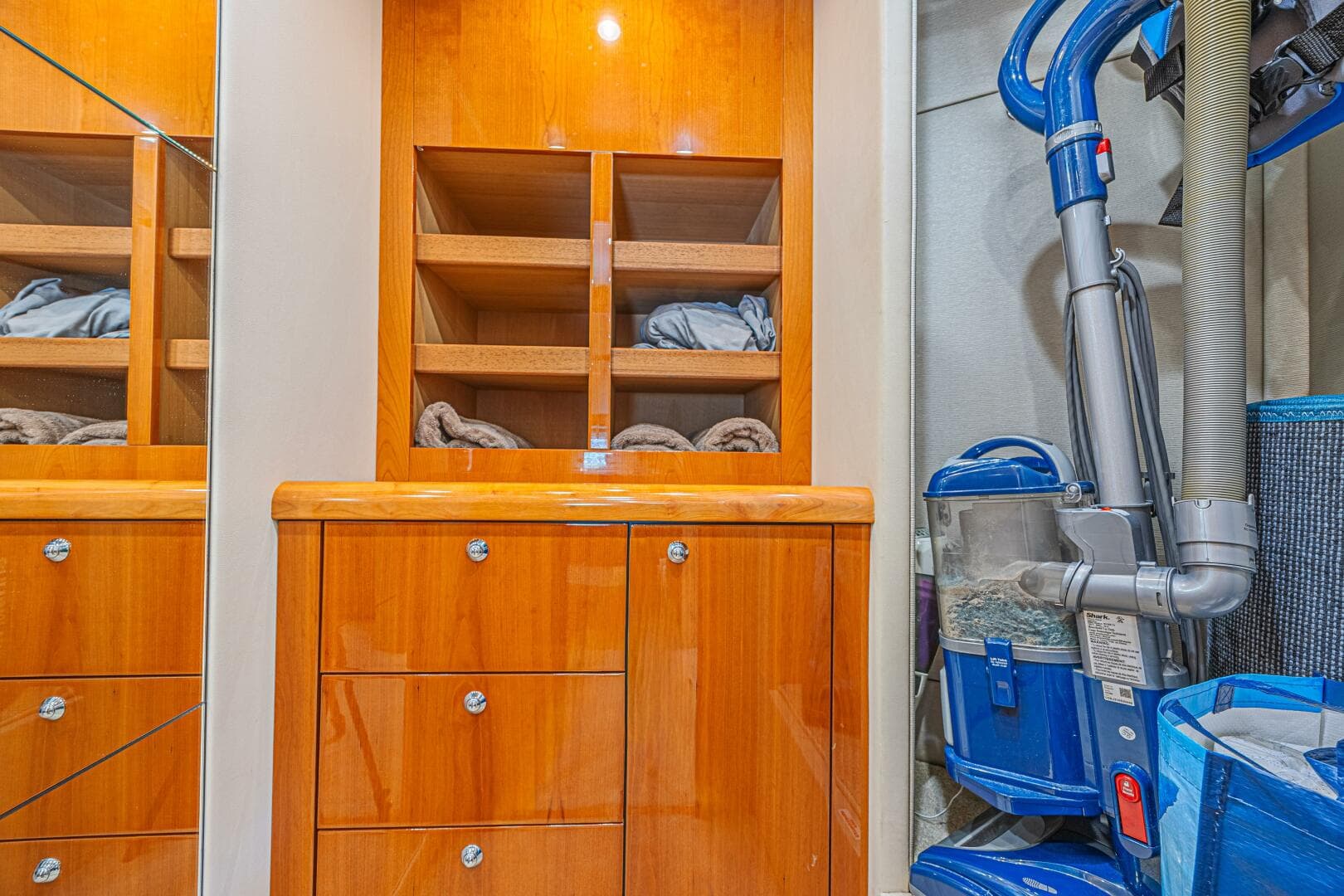 2006 Sunseeker 75 Yacht