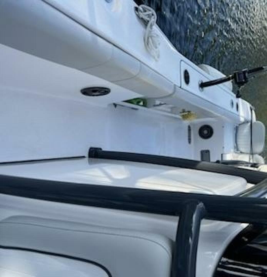 2022 Sea Fox 248 Commander