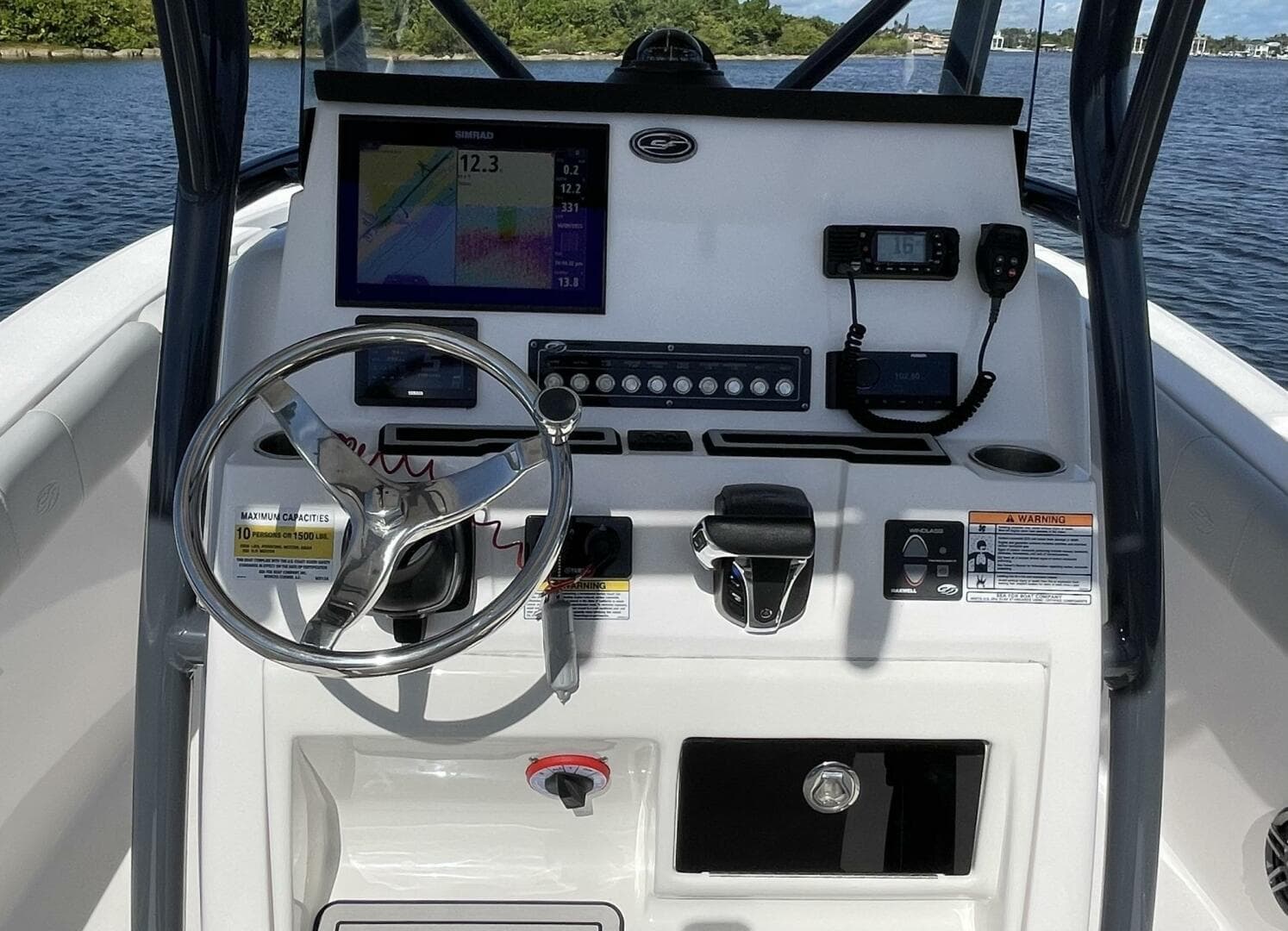 2022 Sea Fox 248 Commander