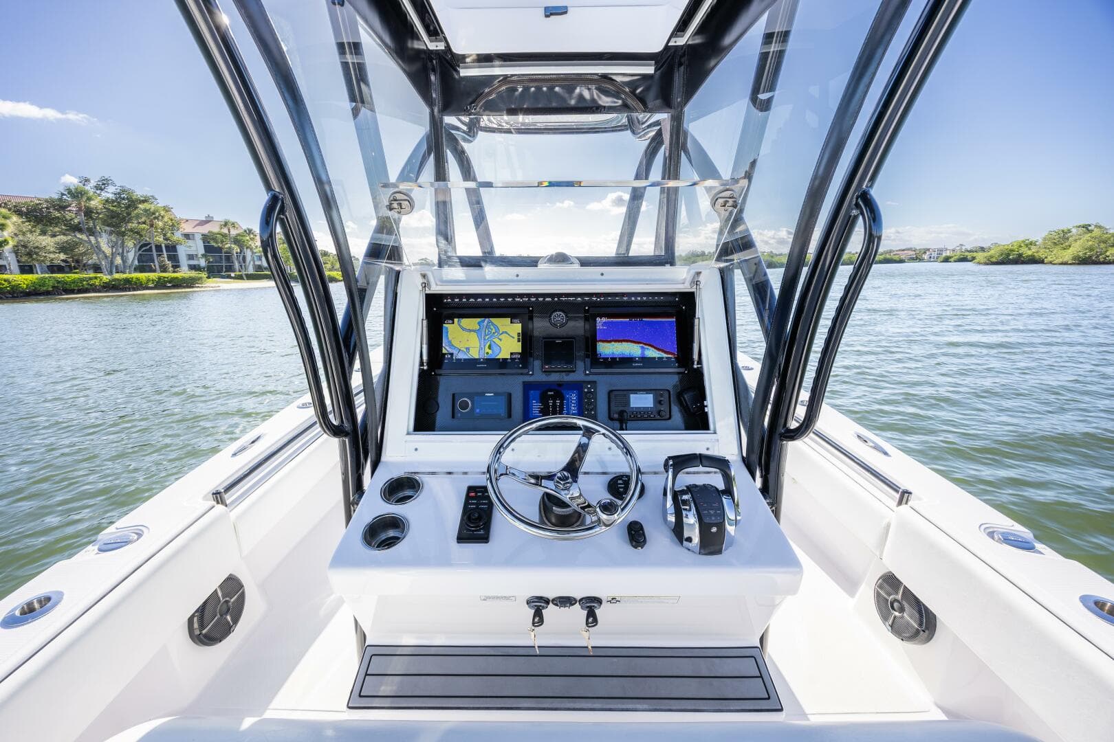 2019 SeaHunter Floridian 28