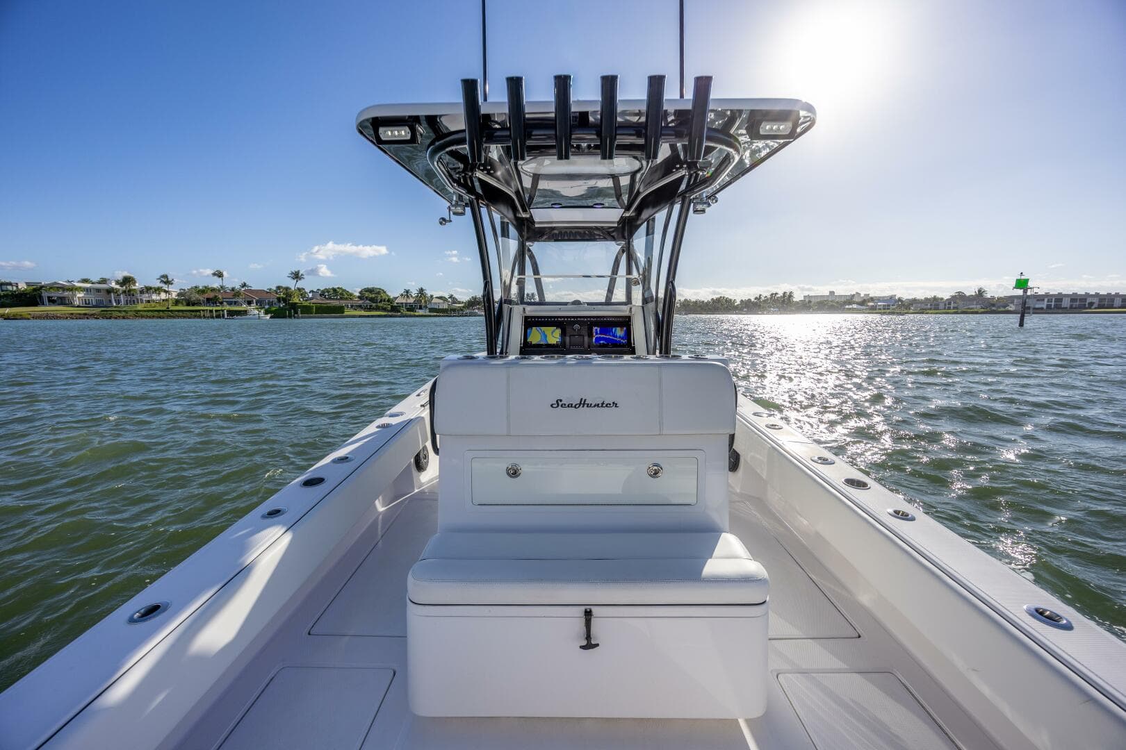 2019 SeaHunter Floridian 28