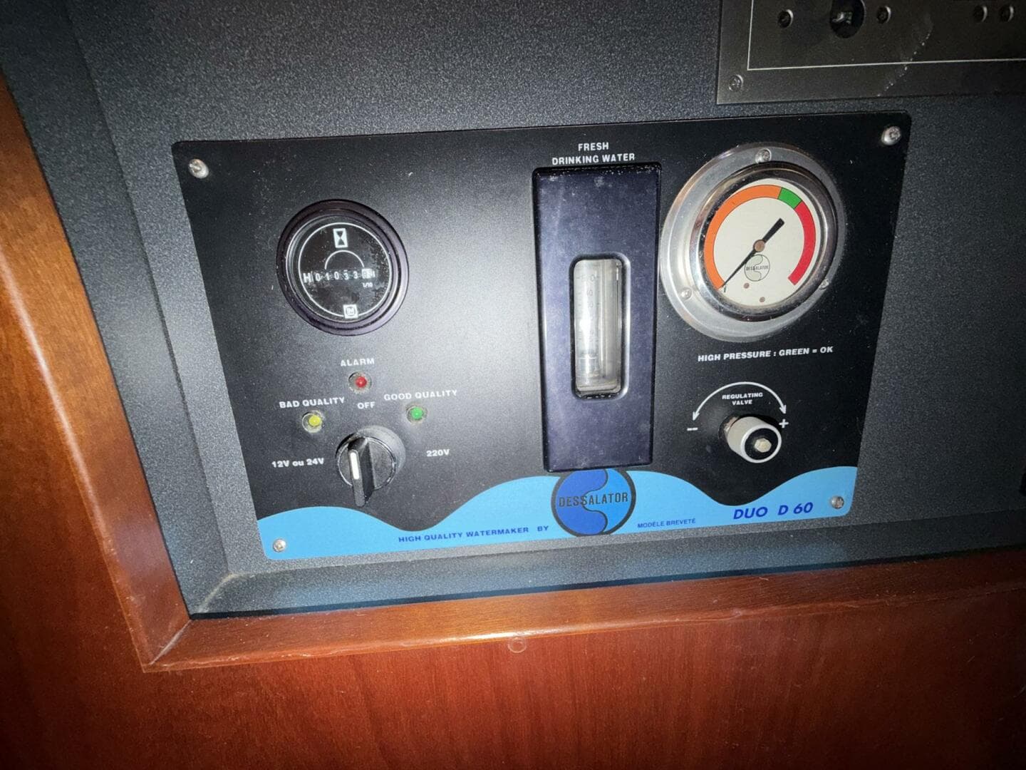 2004 Beneteau 57 Center Cockpit