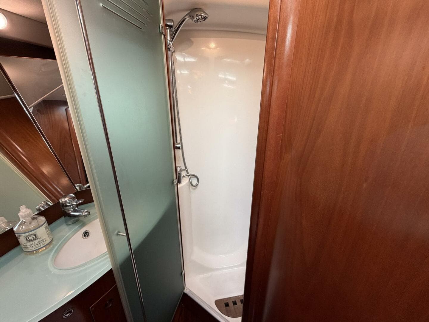 2004 Beneteau 57 Center Cockpit