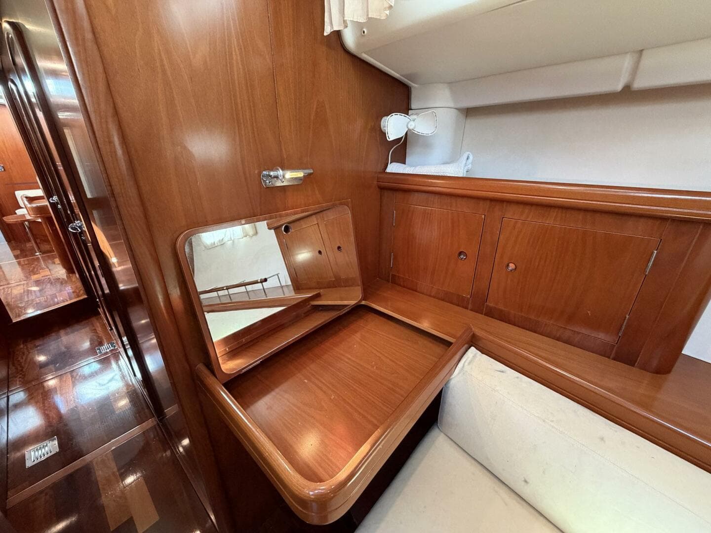 2004 Beneteau 57 Center Cockpit