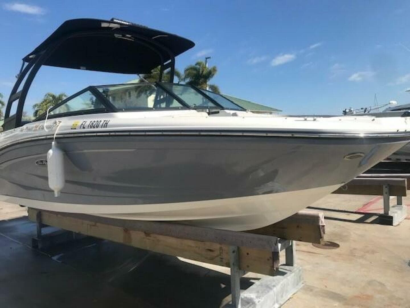 2022 Sea Ray SPX 190 OB