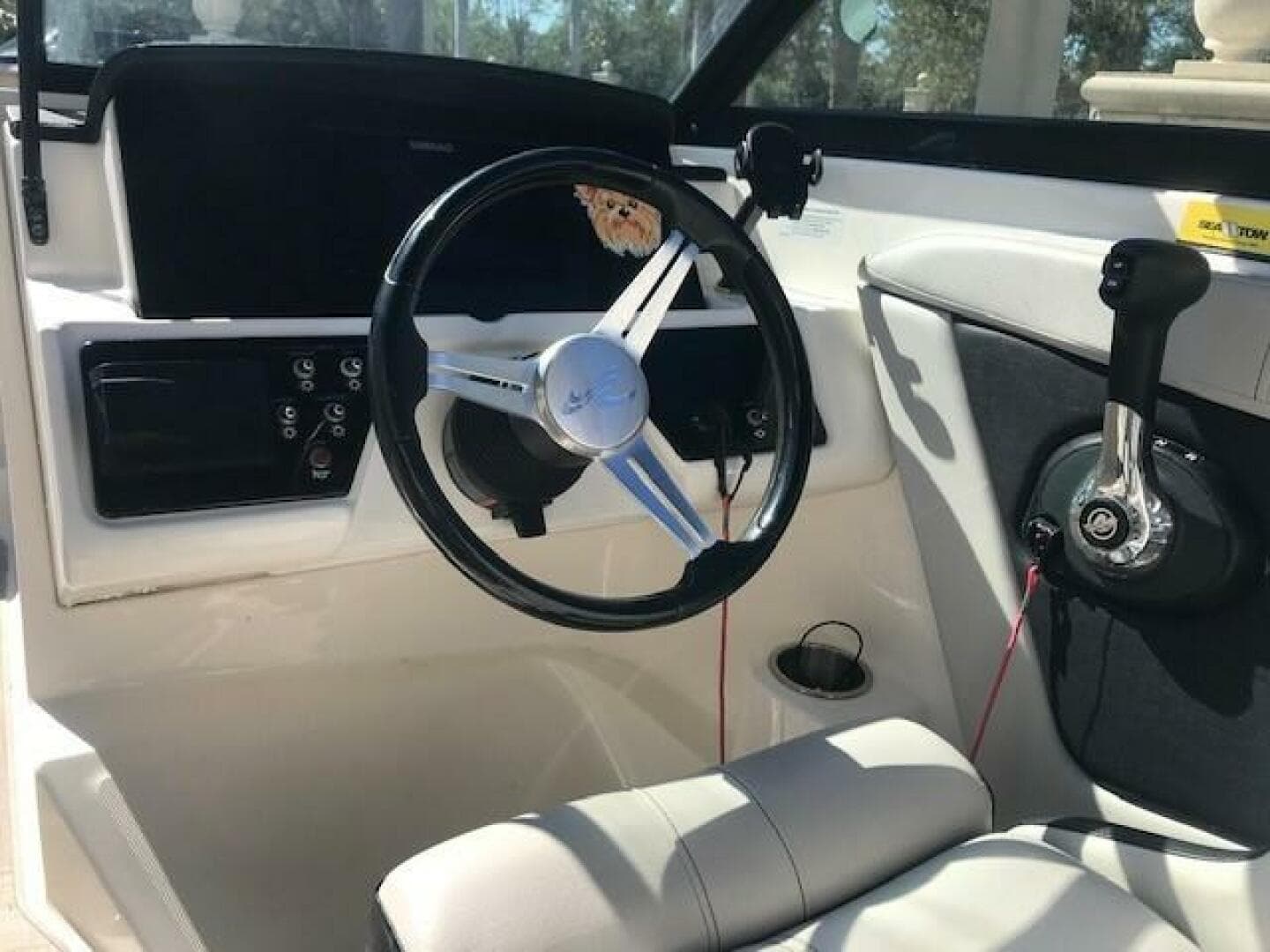 2022 Sea Ray SPX 190 OB