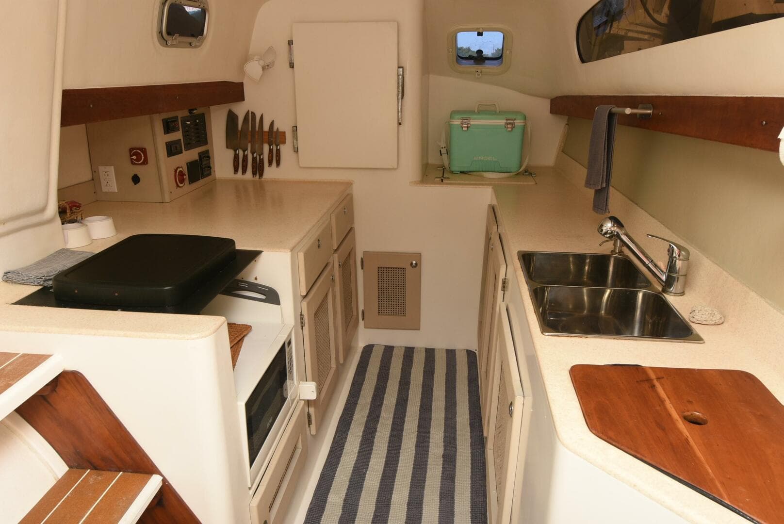 2015 Maine Cat MC 41