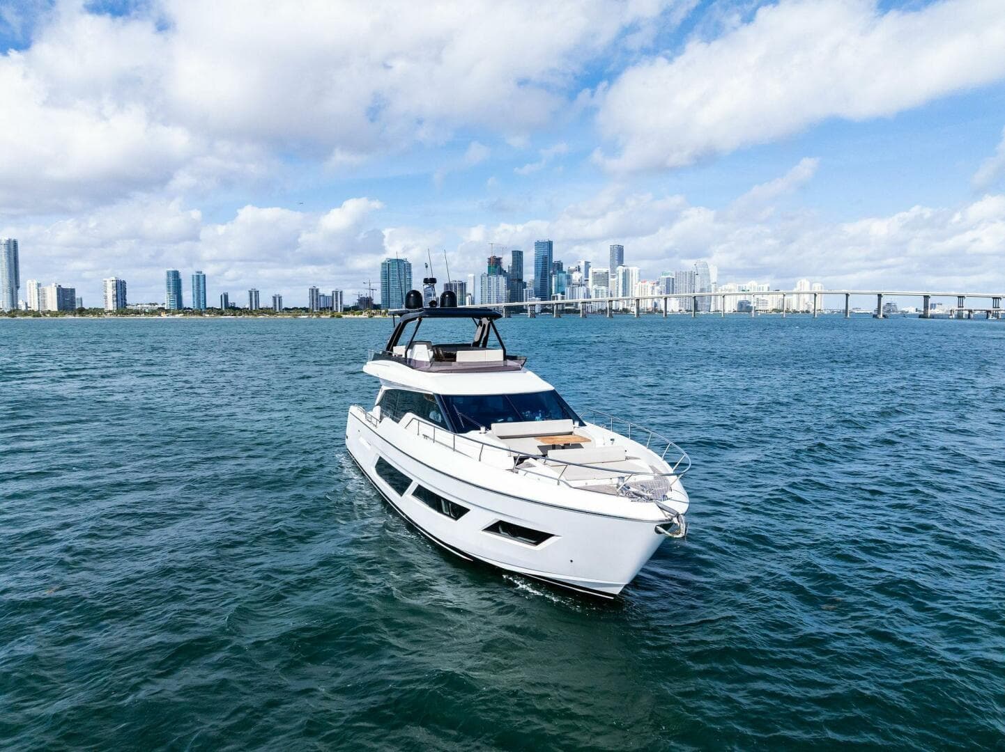 2024 Ferretti Yachts 720