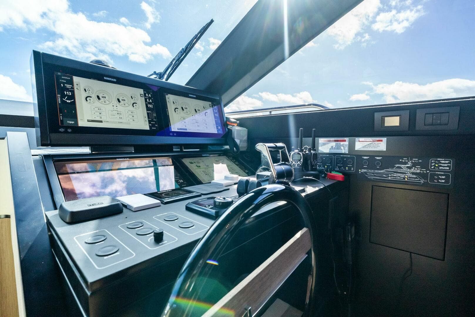 2024 Ferretti Yachts 720