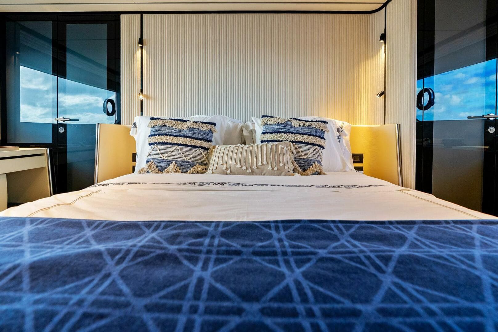 2024 Ferretti Yachts 720