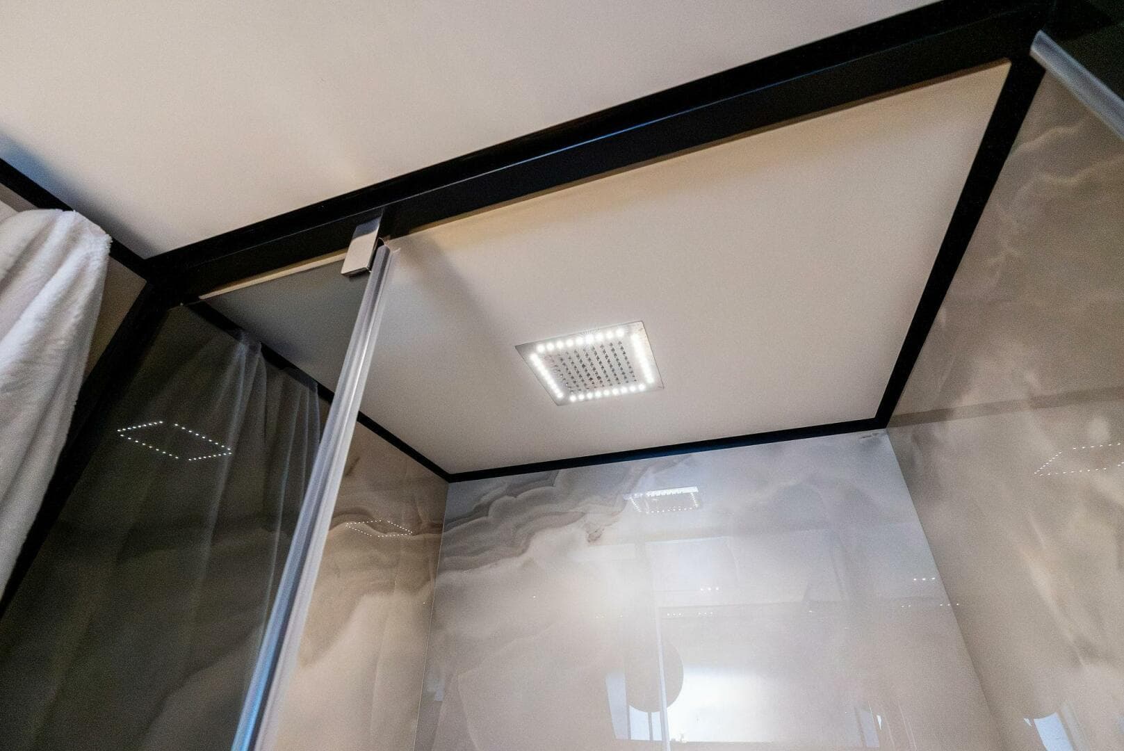 2024 Ferretti Yachts 720