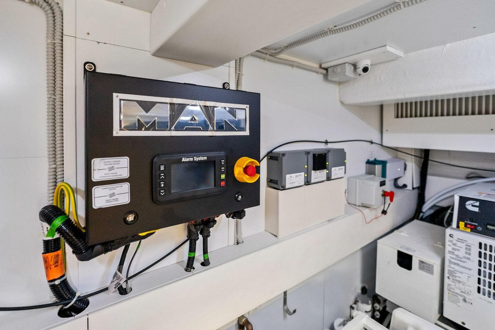 2024 Ferretti Yachts 720