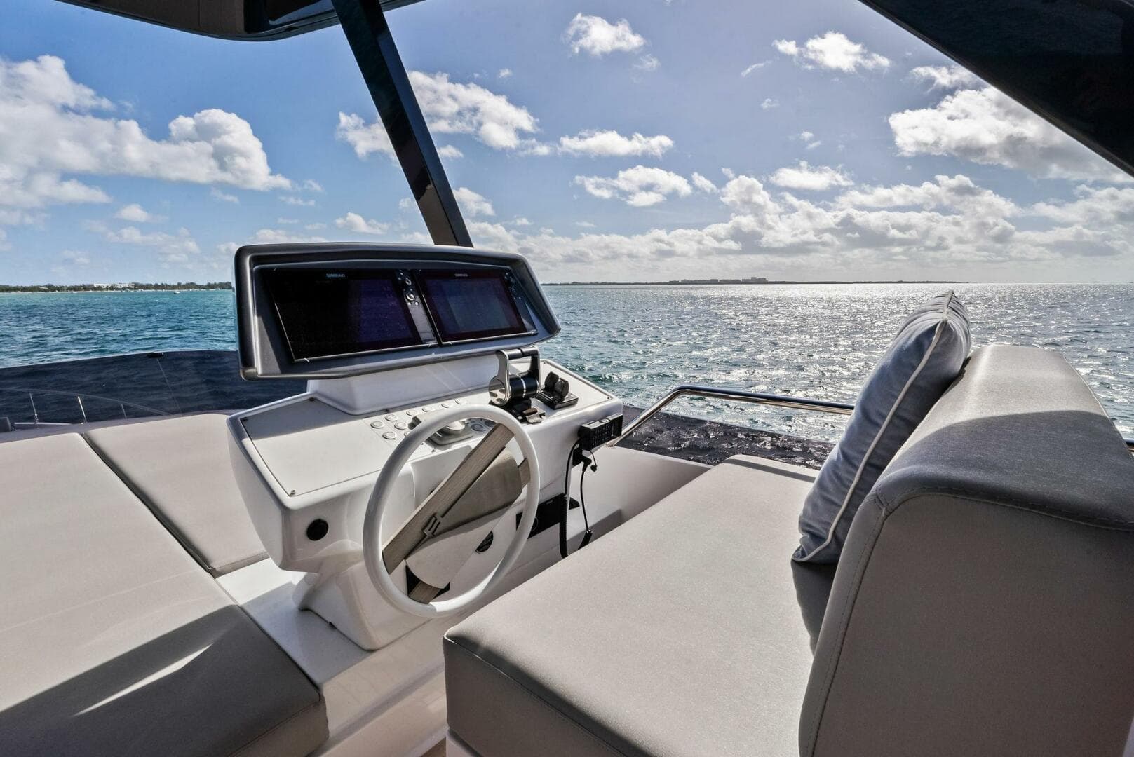 2024 Ferretti Yachts 720
