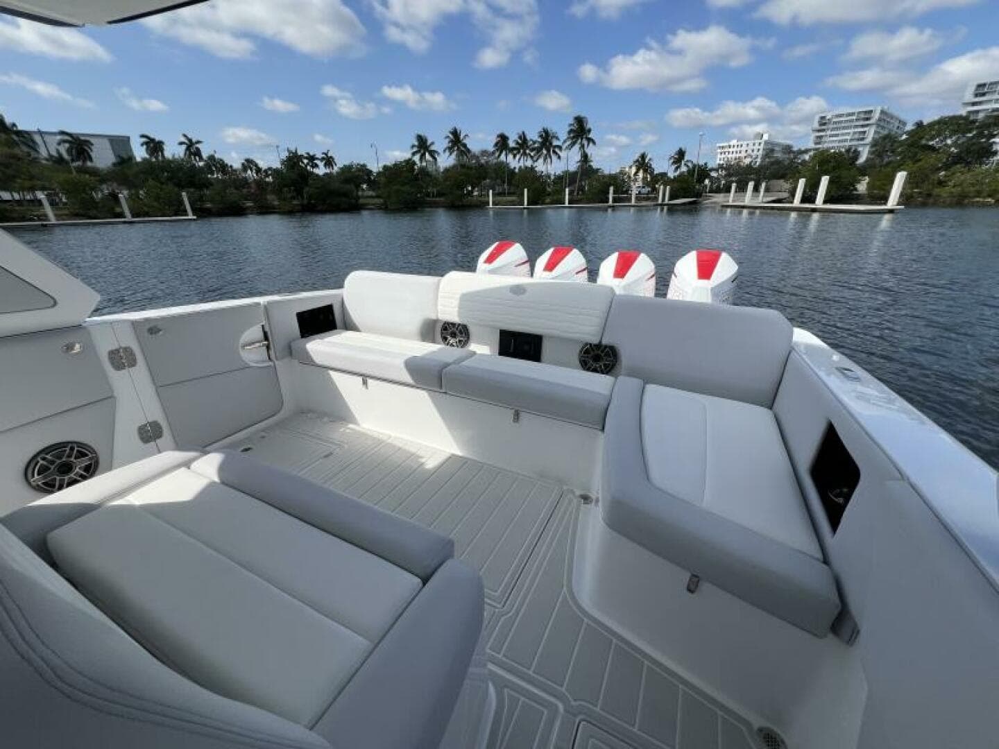 2025 Cigarette NightHawk