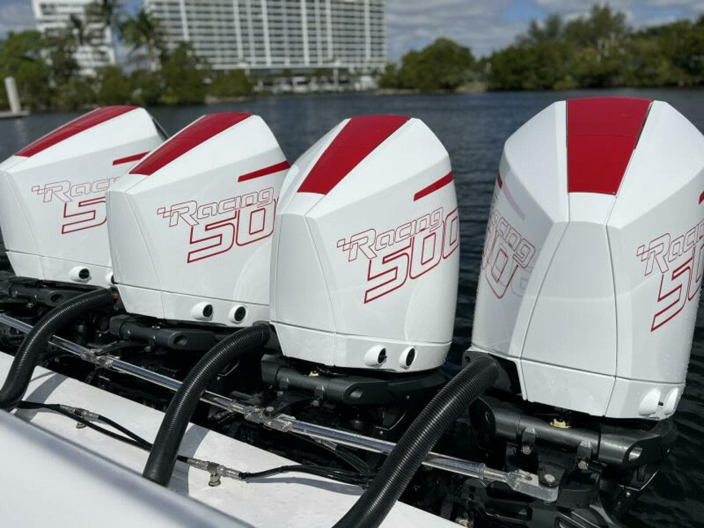 2025 Cigarette NightHawk