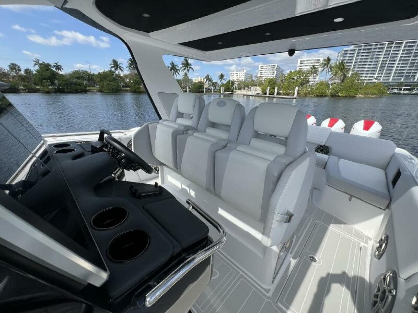 2025 Cigarette NightHawk