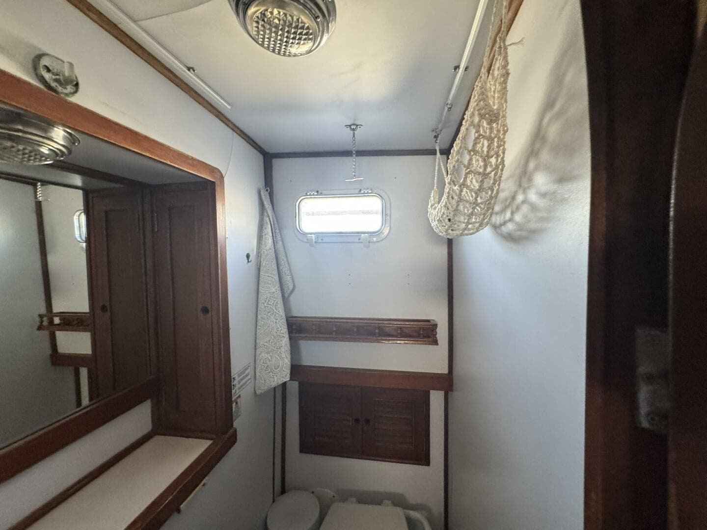 1986 Marine Trader 34 Double Cabin