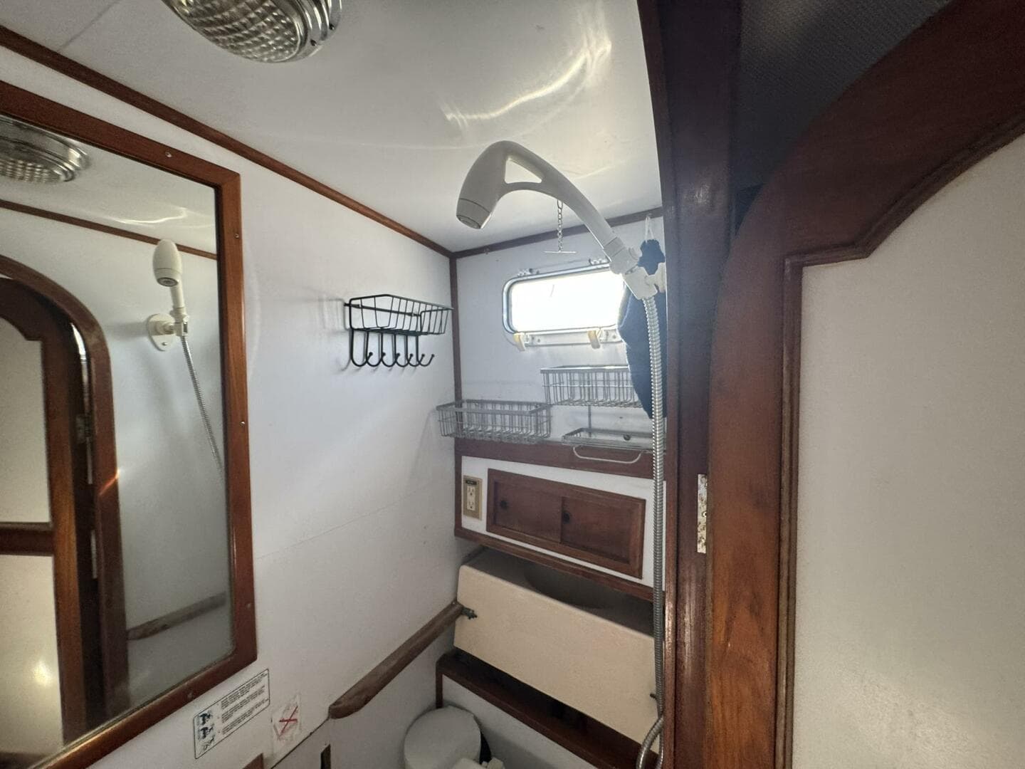 1986 Marine Trader 34 Double Cabin