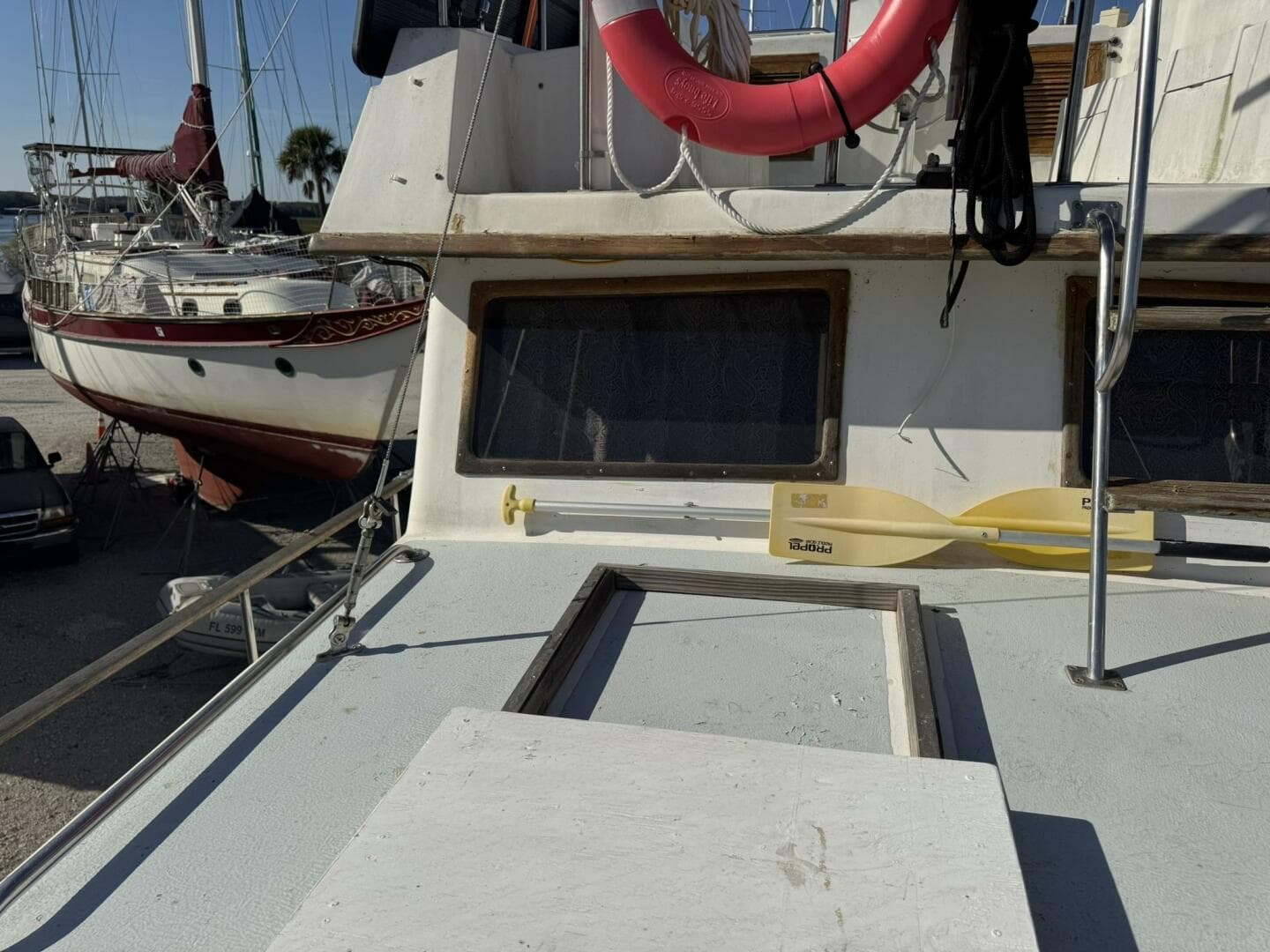 1986 Marine Trader 34 Double Cabin