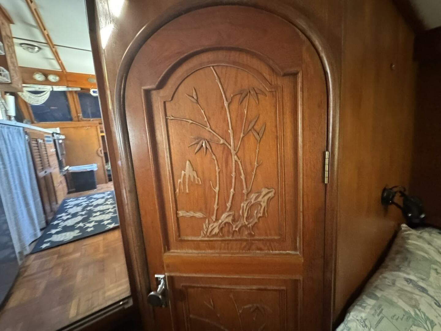 1986 Marine Trader 34 Double Cabin