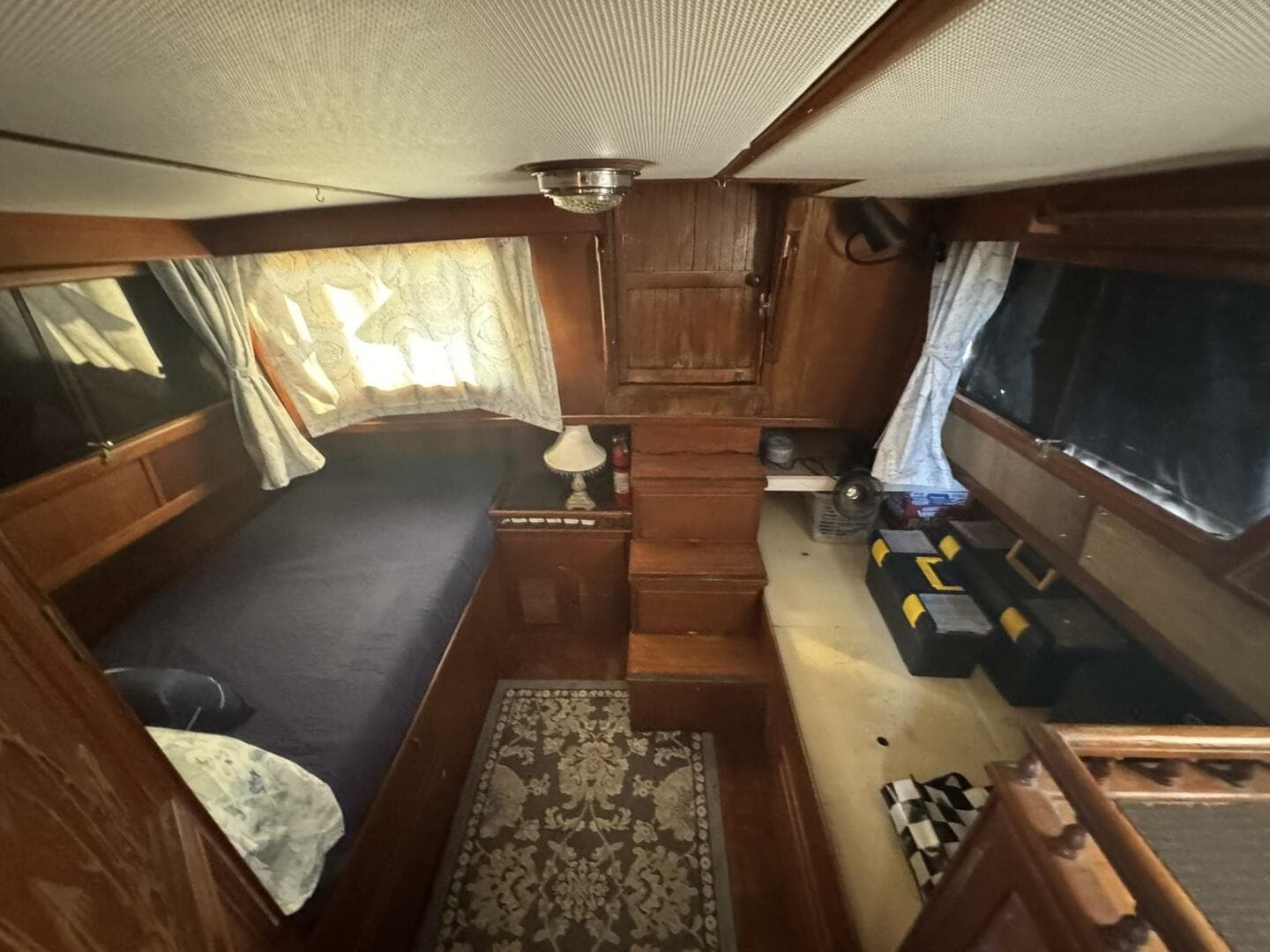 1986 Marine Trader 34 Double Cabin