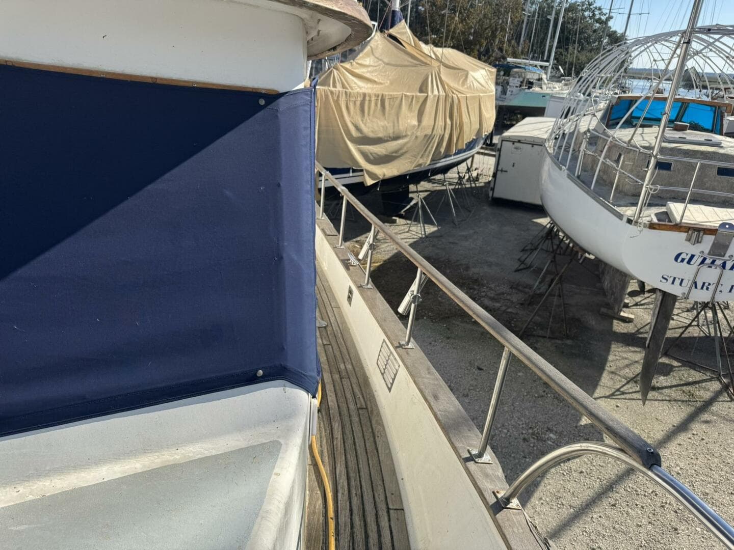 1986 Marine Trader 34 Double Cabin