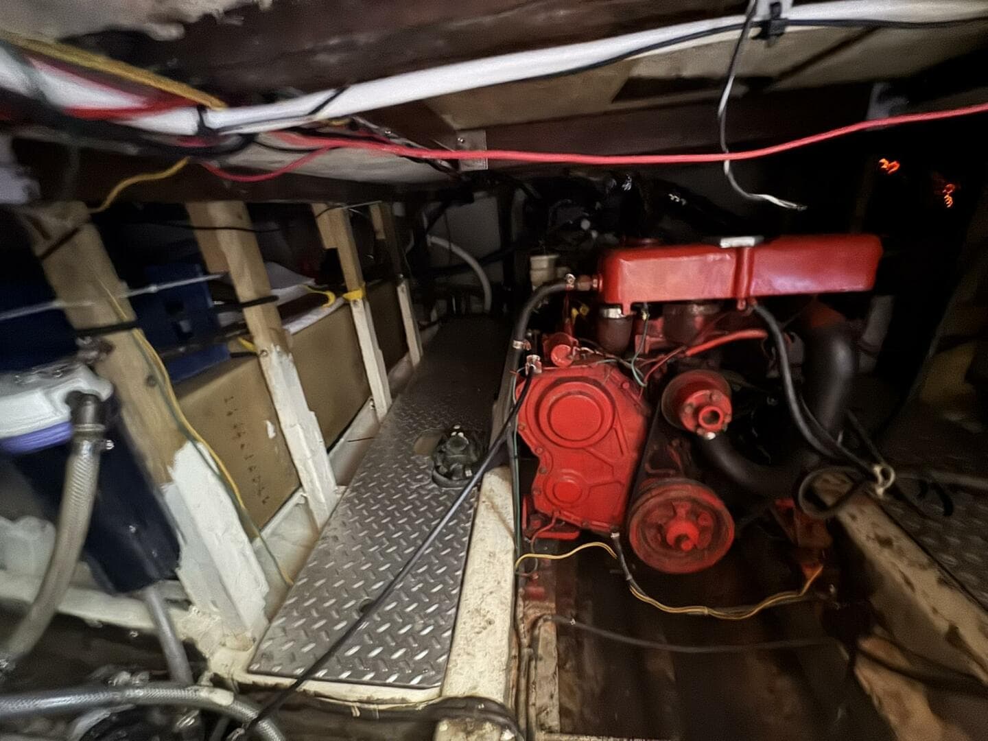 1986 Marine Trader 34 Double Cabin