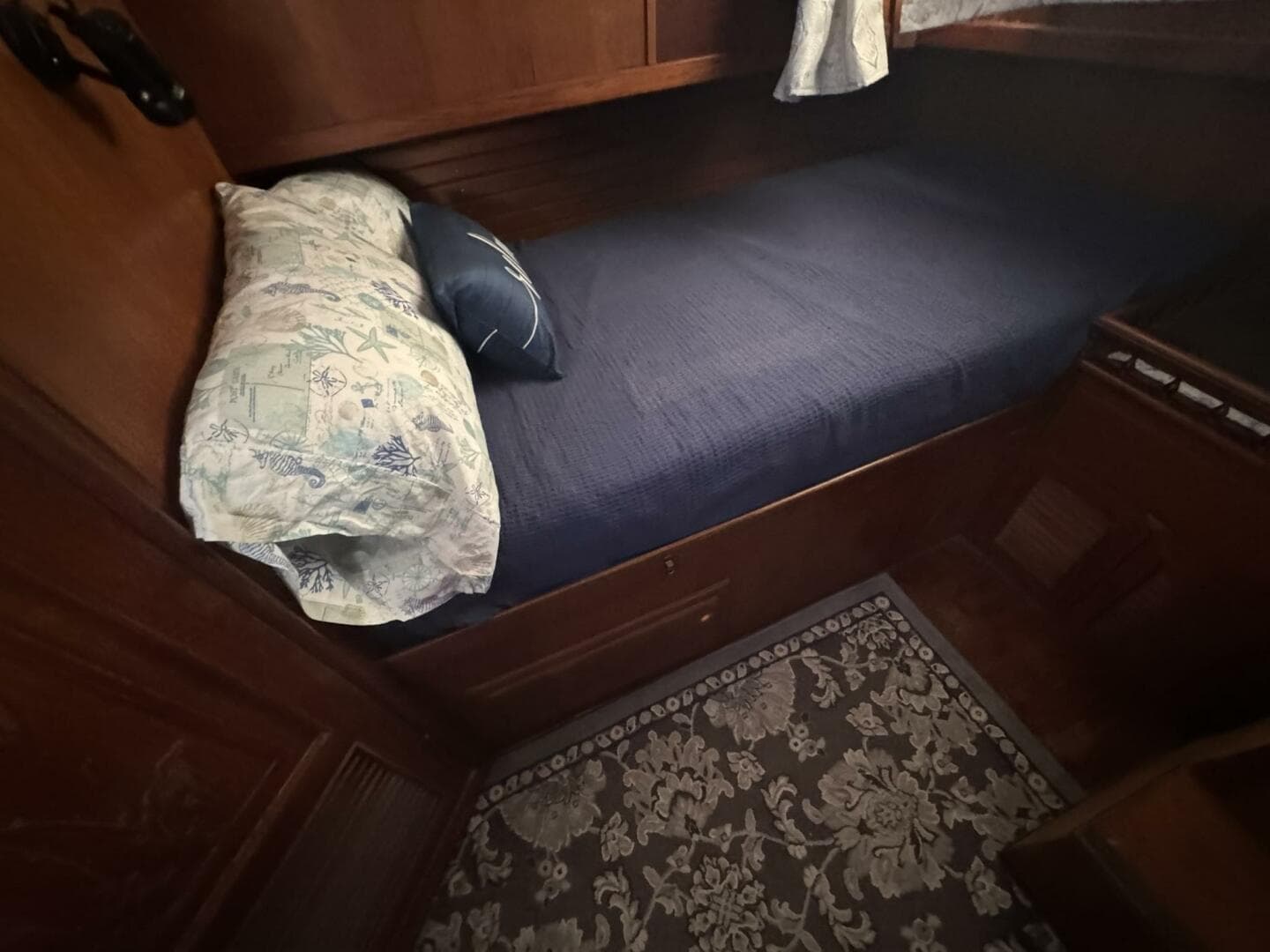 1986 Marine Trader 34 Double Cabin
