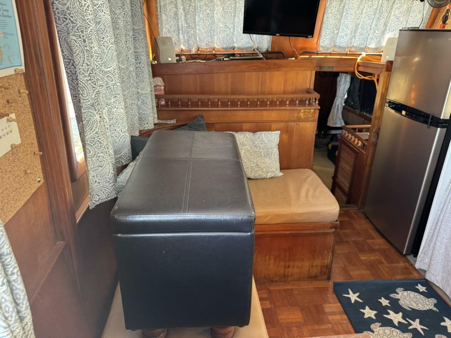 1986 Marine Trader 34 Double Cabin