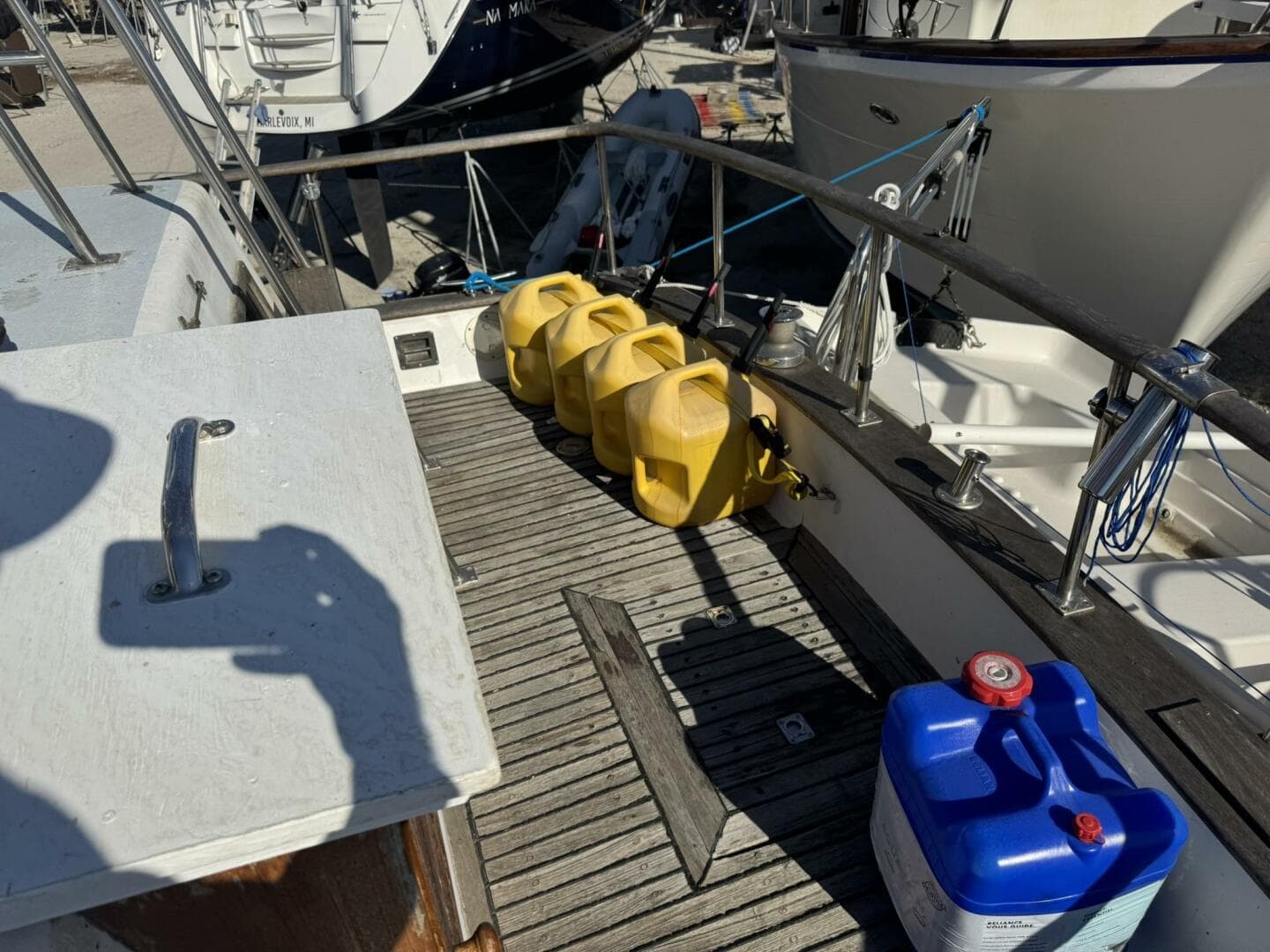 1986 Marine Trader 34 Double Cabin