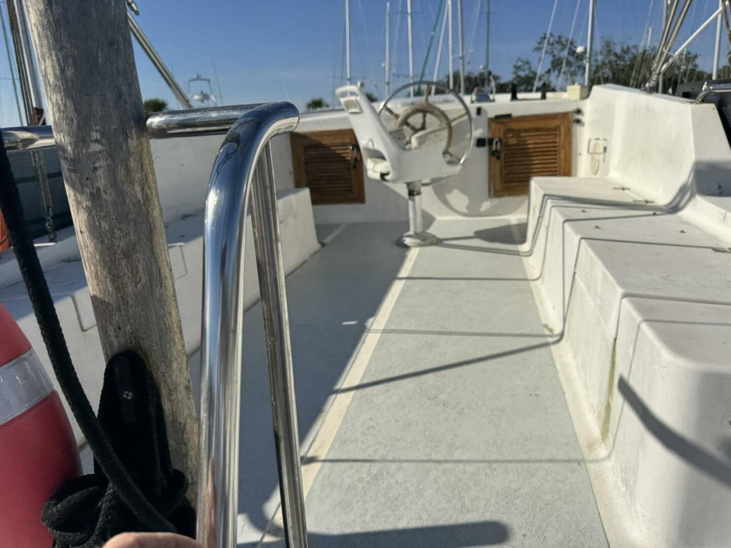 1986 Marine Trader 34 Double Cabin
