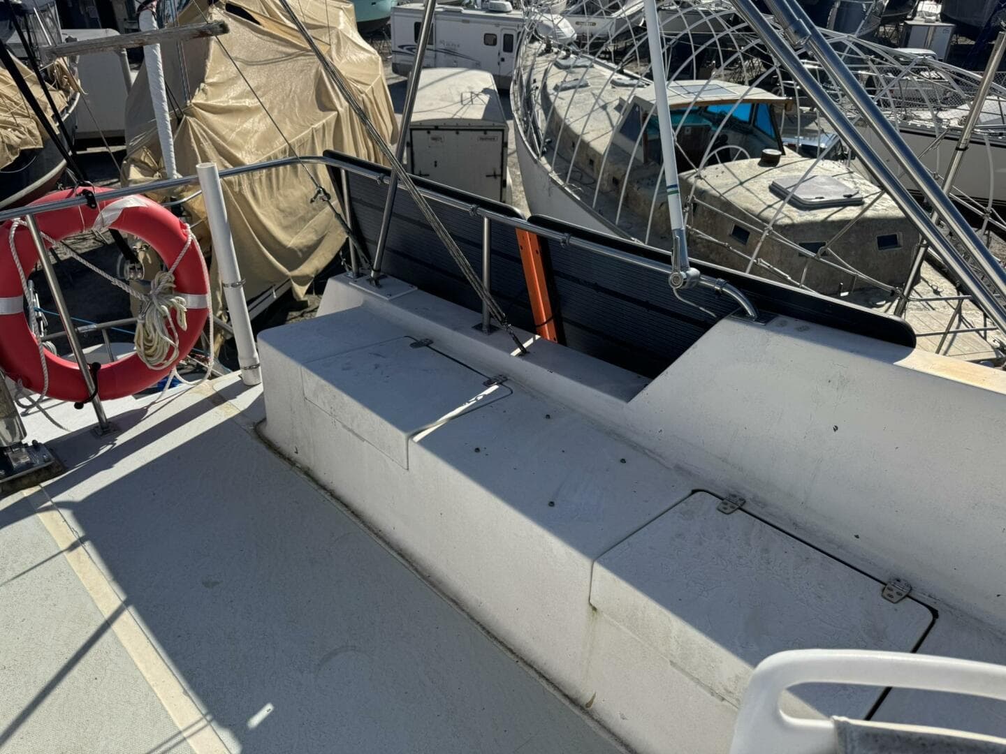 1986 Marine Trader 34 Double Cabin