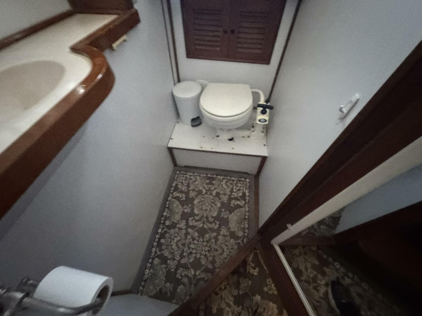 1986 Marine Trader 34 Double Cabin