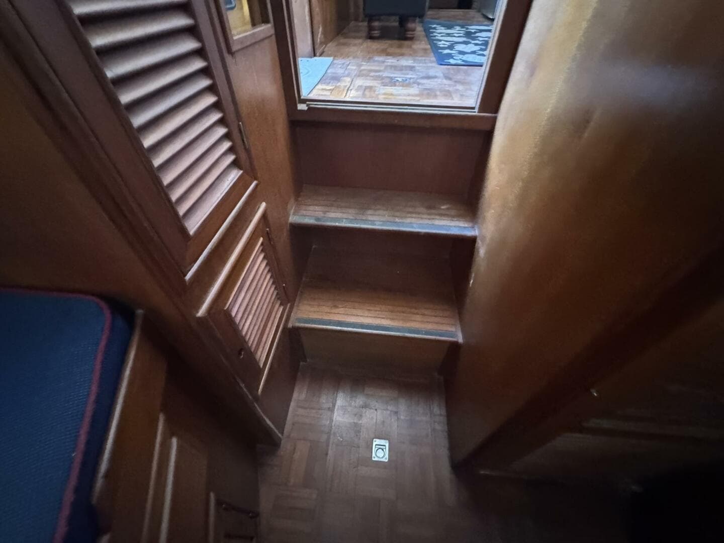 1986 Marine Trader 34 Double Cabin