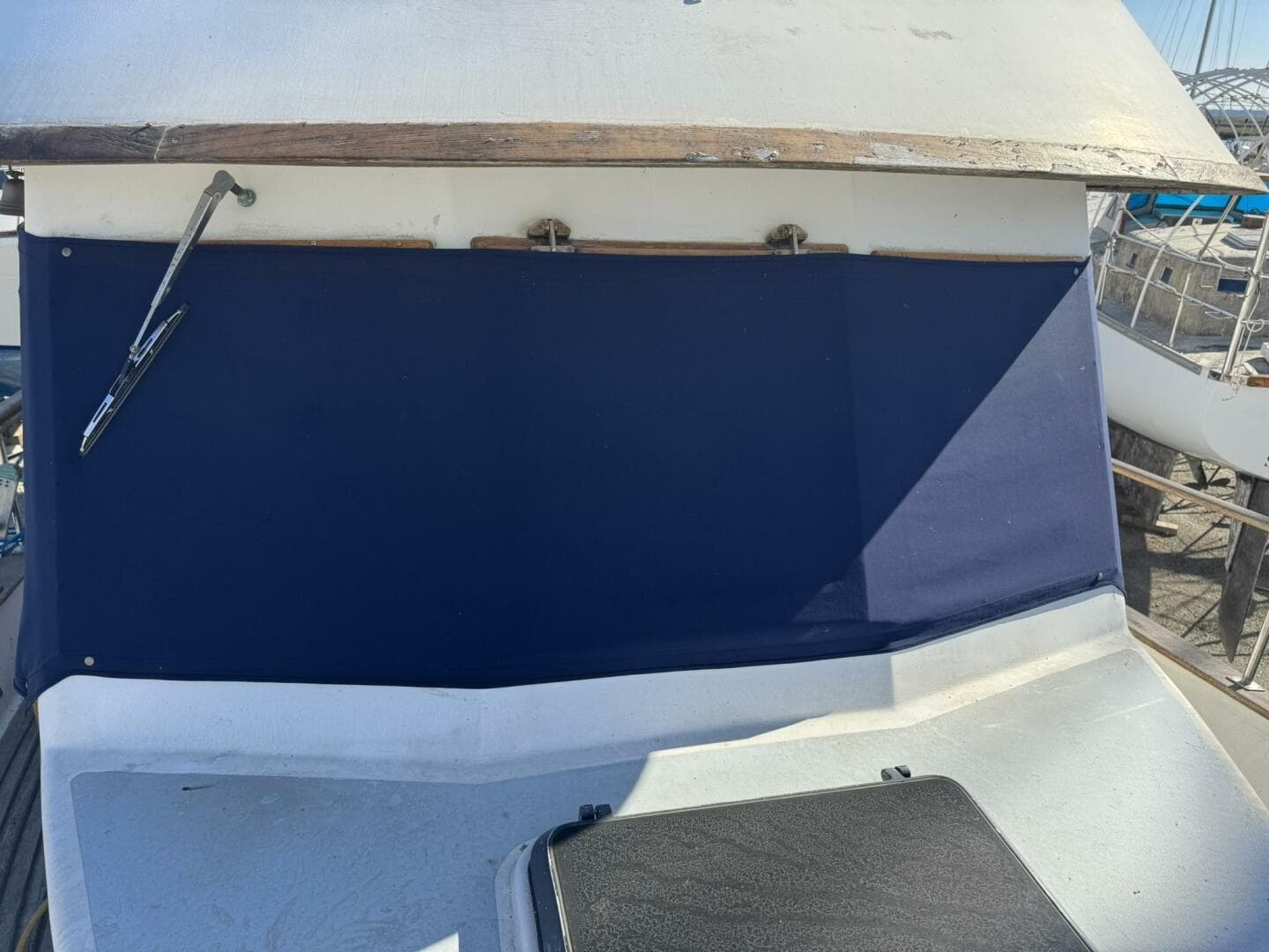 1986 Marine Trader 34 Double Cabin