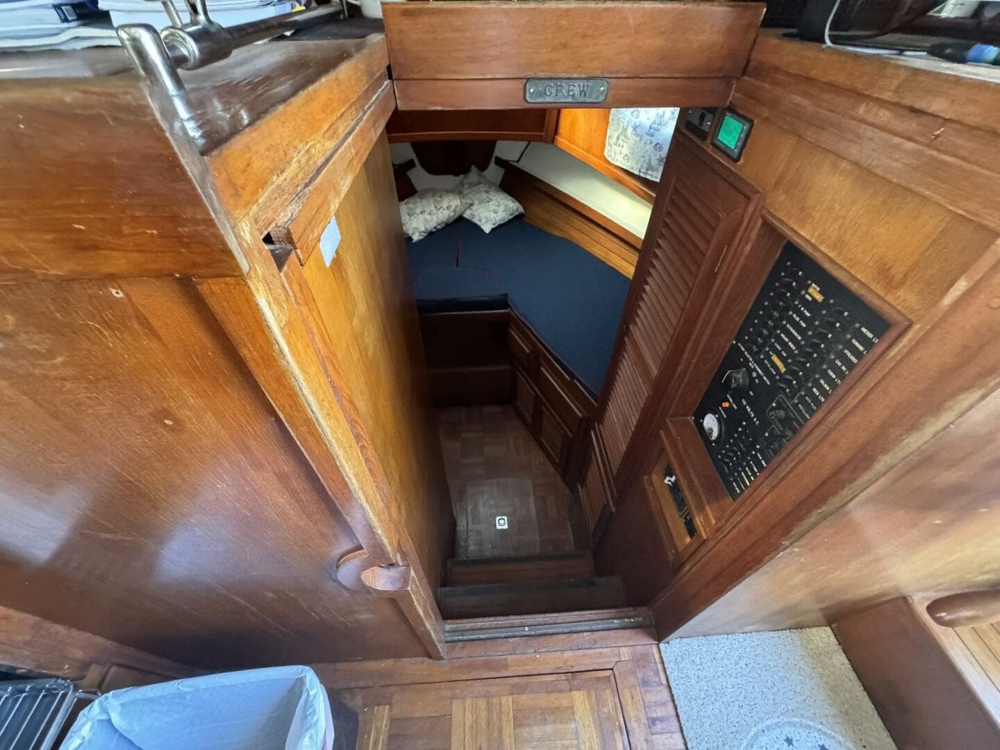 1986 Marine Trader 34 Double Cabin