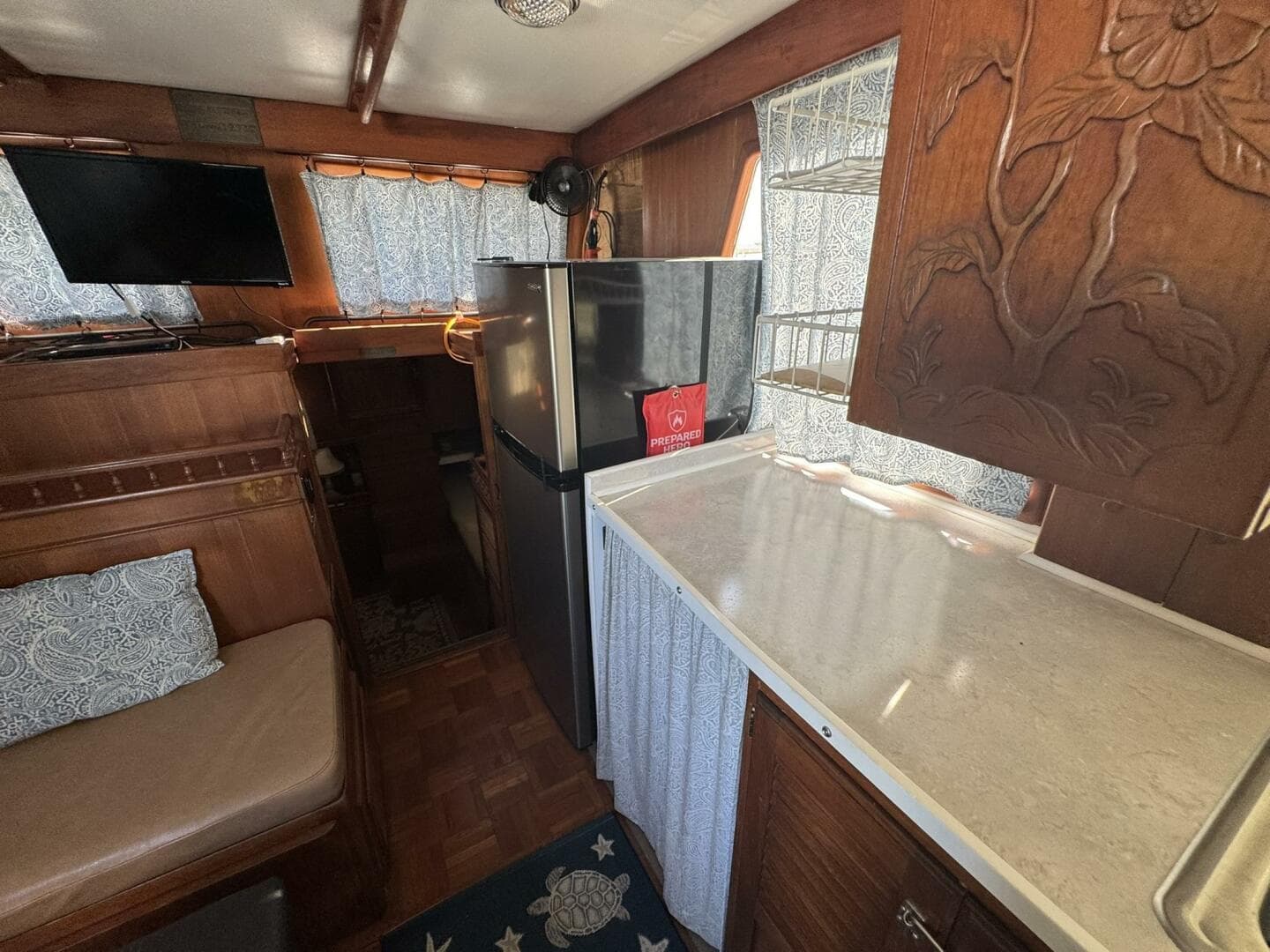 1986 Marine Trader 34 Double Cabin