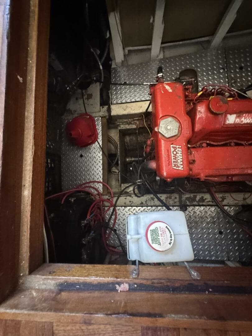 1986 Marine Trader 34 Double Cabin