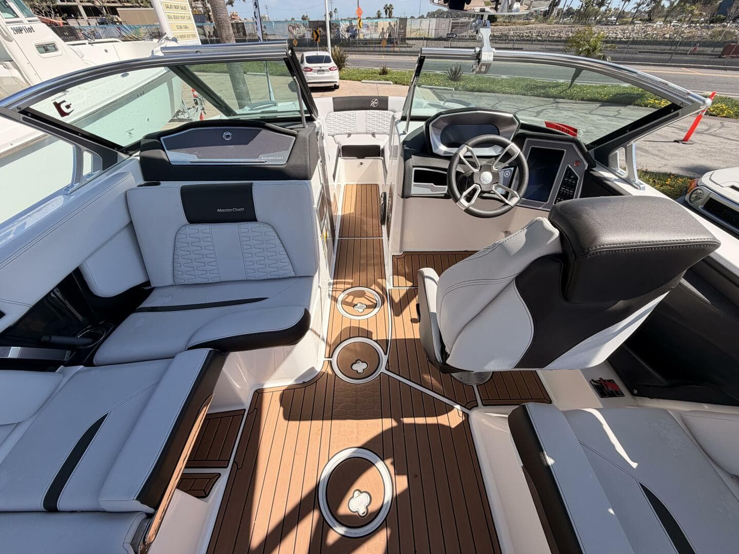 2021 Mastercraft X24