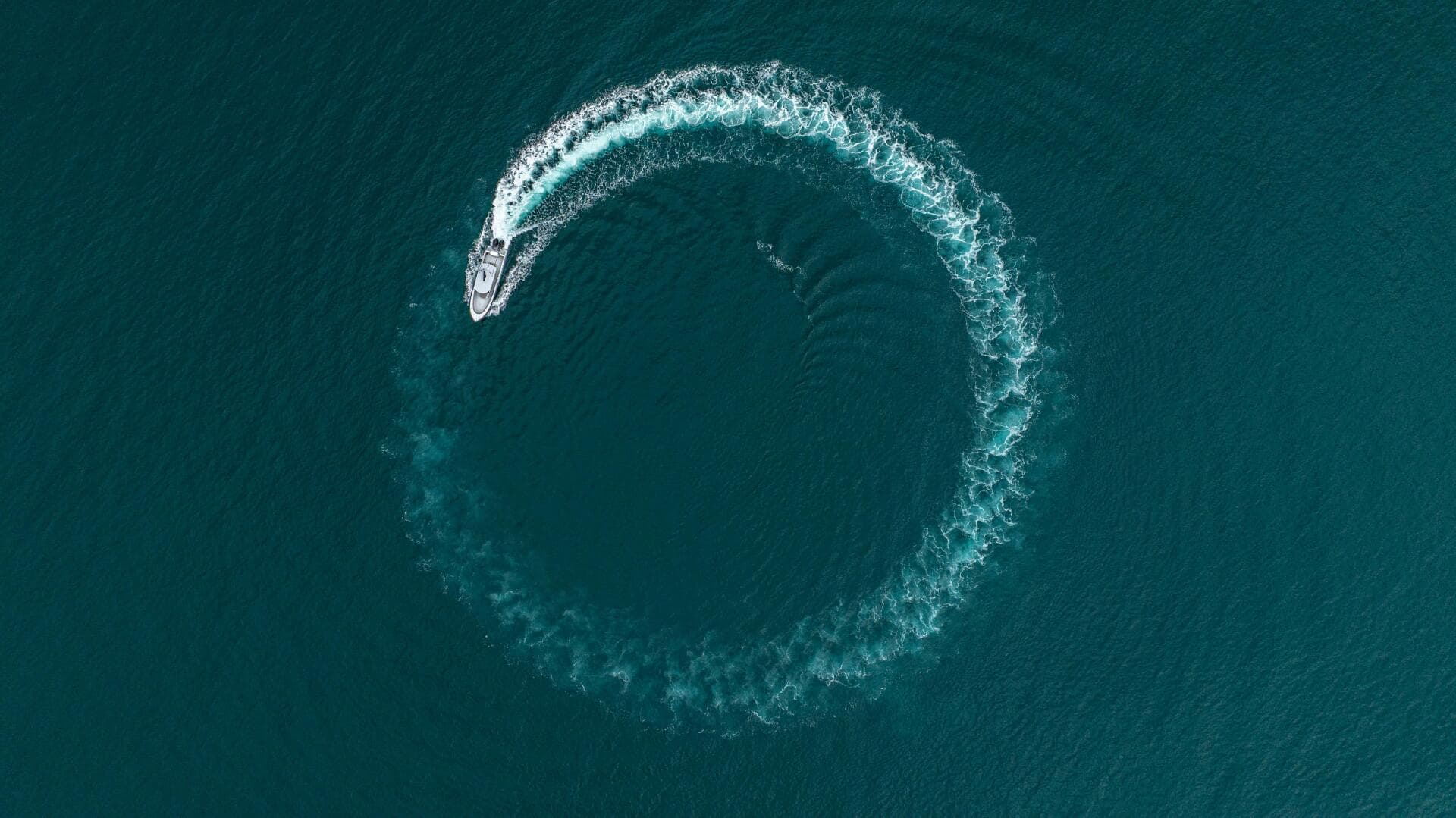 2024 Valhalla Boatworks V-33 "Shit Show"