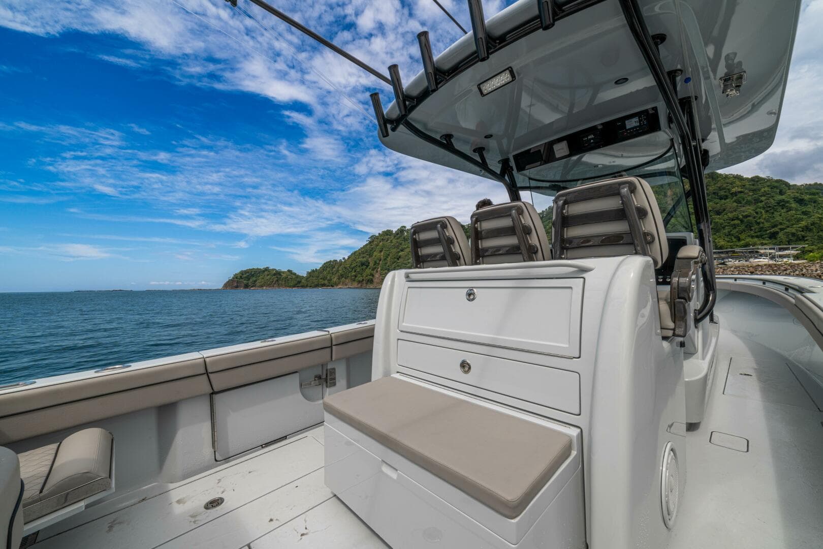 2024 Valhalla Boatworks V-33 "Shit Show"