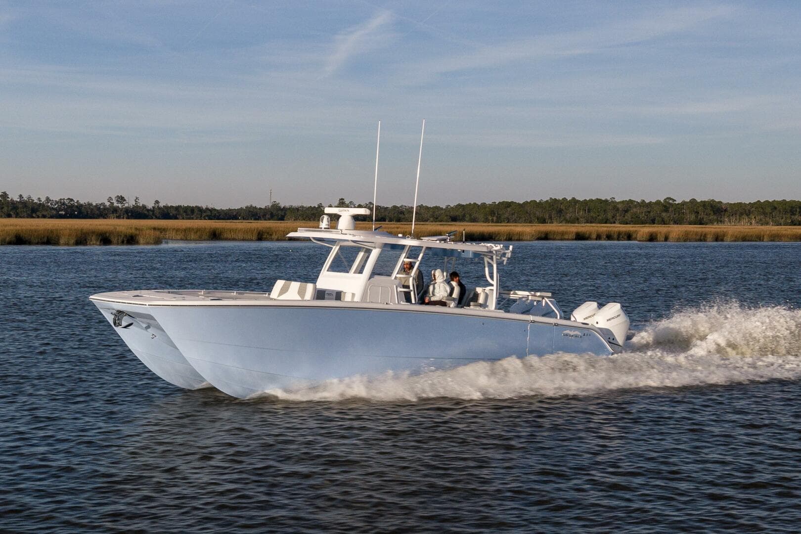 2024 Invincible 40 CAT