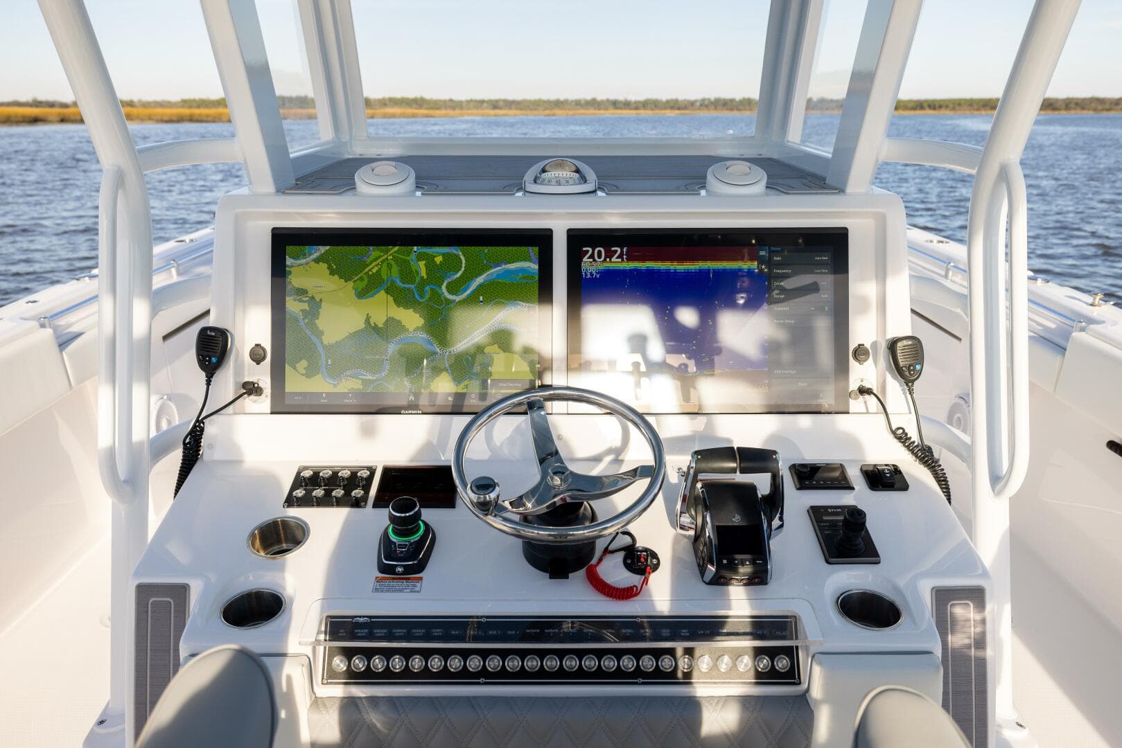 2024 Invincible 40 CAT