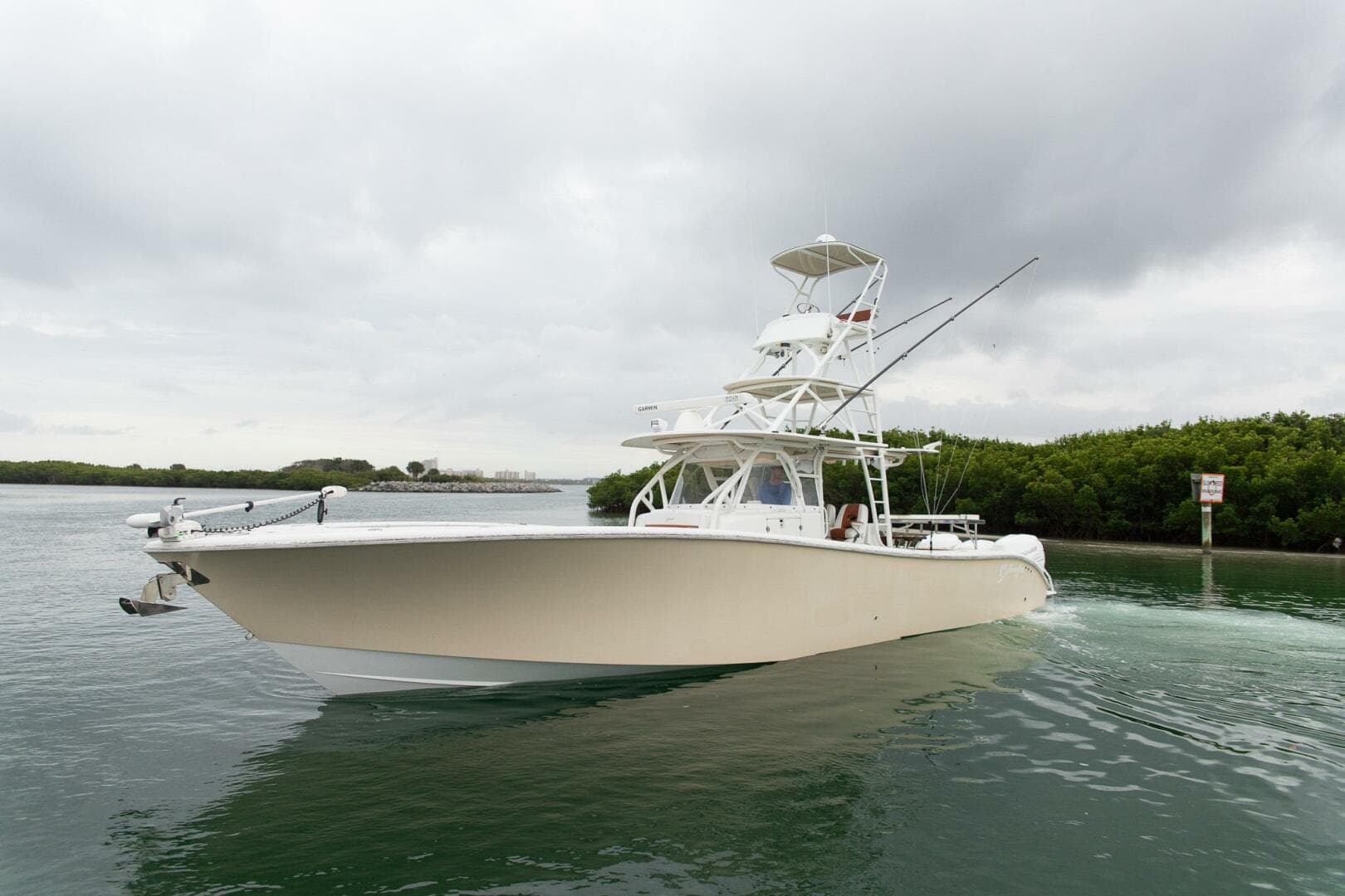 2015 Yellowfin 42 Offshore