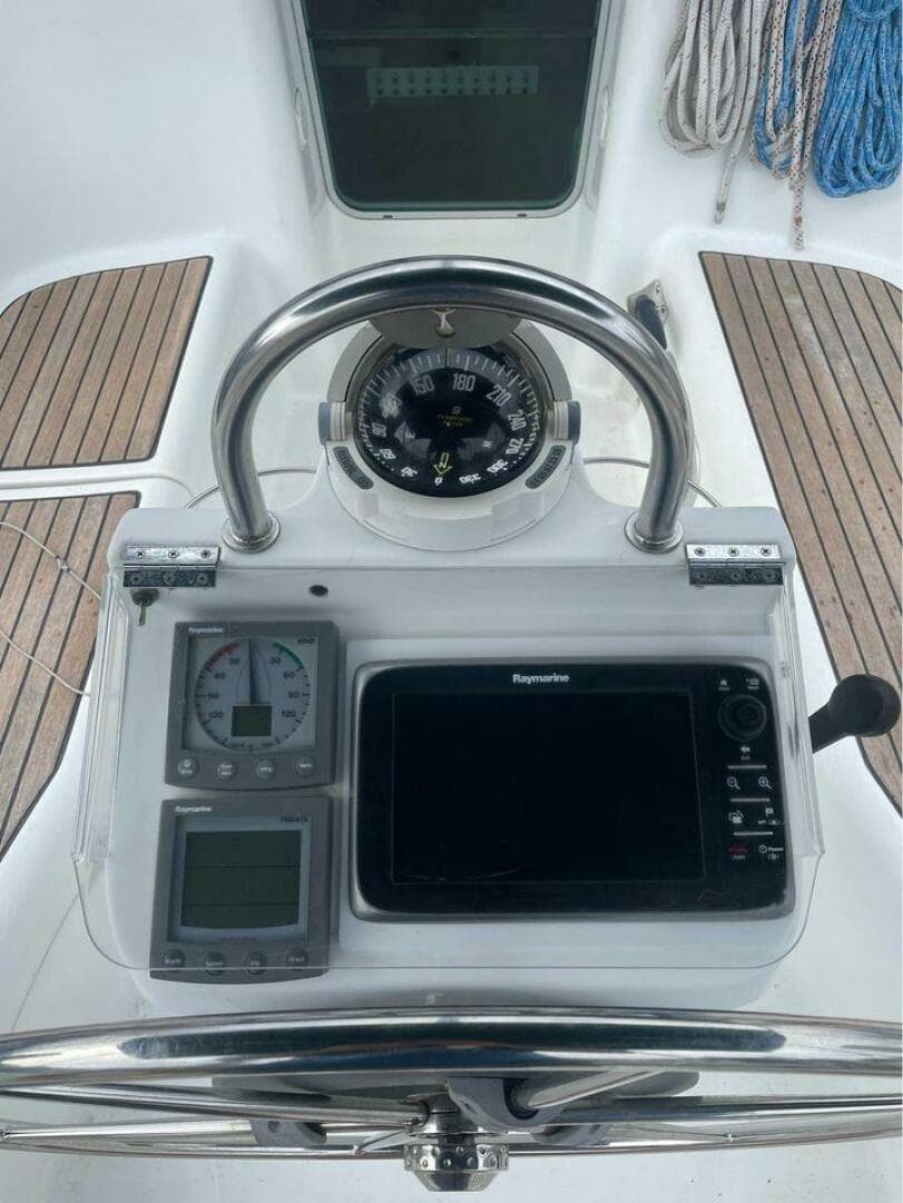2002 Beneteau 331