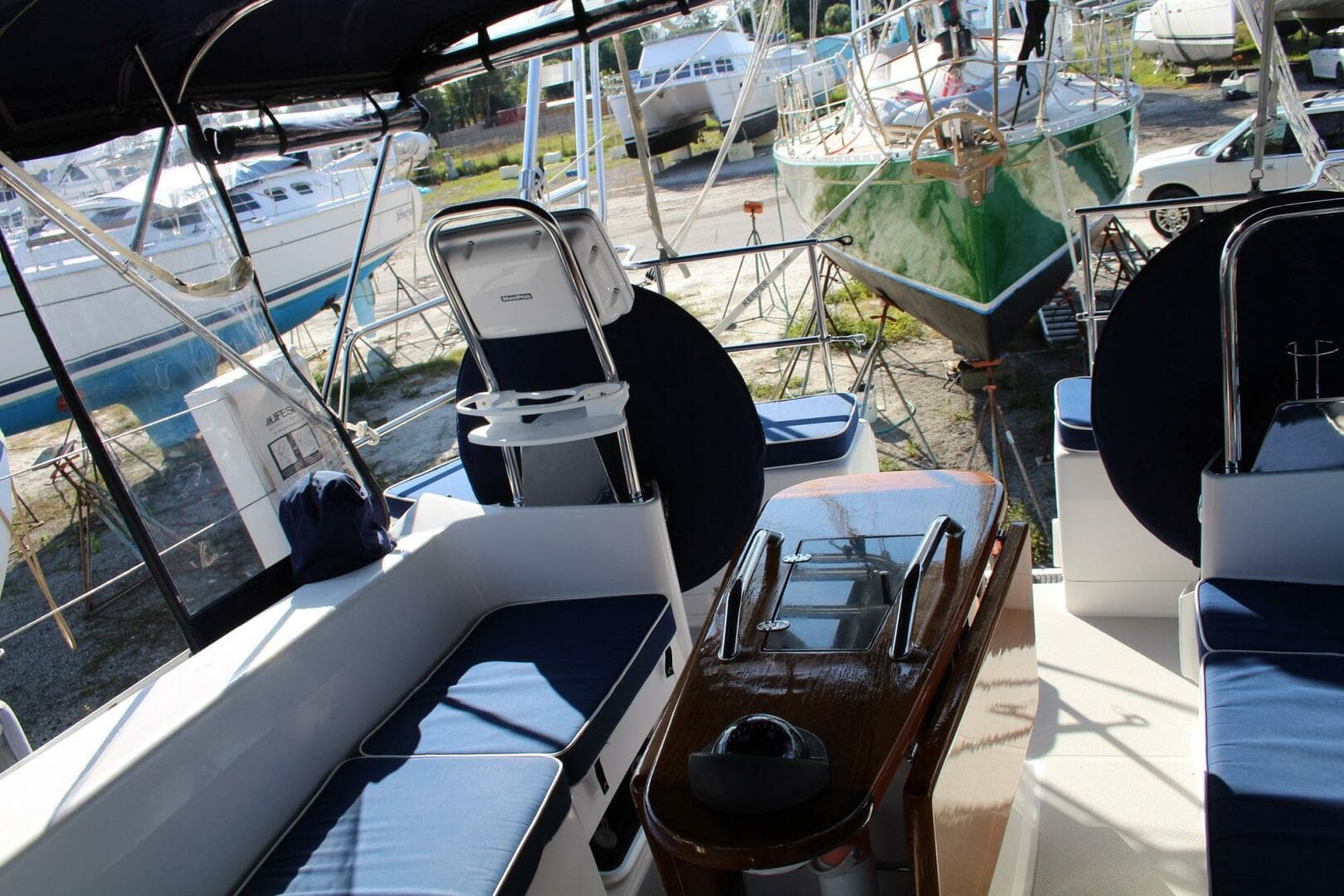 2011 Catalina 445
