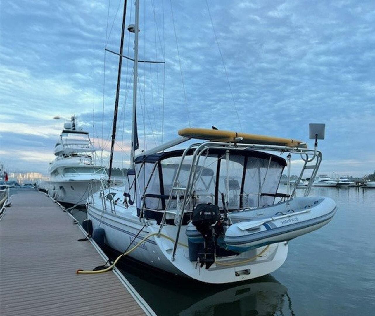 2011 Catalina 445