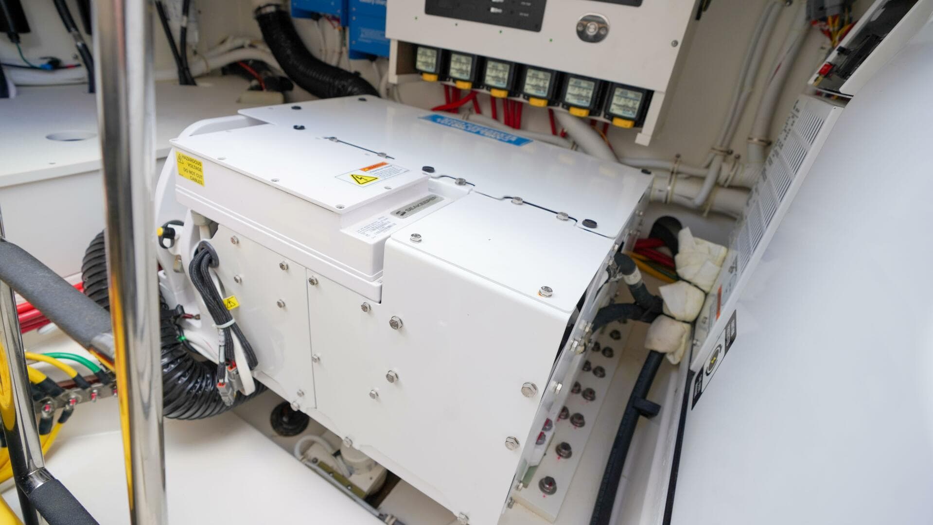 2024 Tiara Yachts 48 LS