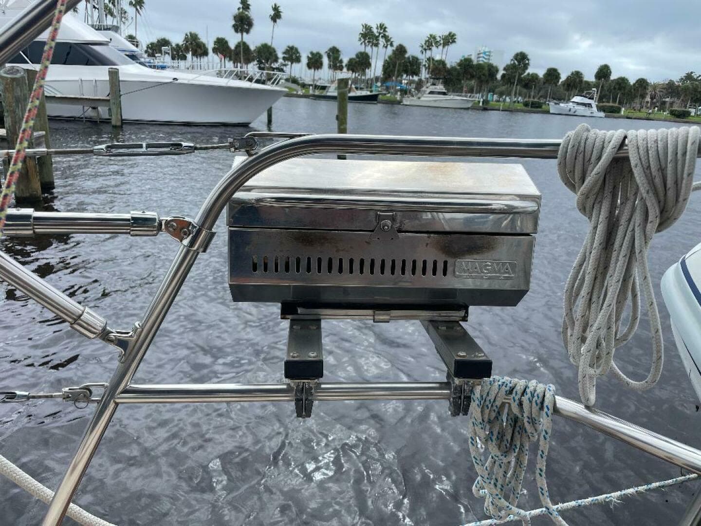 1994 Island Packet Cutter